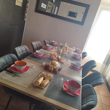 Au Ker Lauriers Et Table D Hotes Saint-Denoual